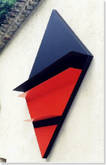 Murale noire et rouge: mtal pli 150cmx150cm